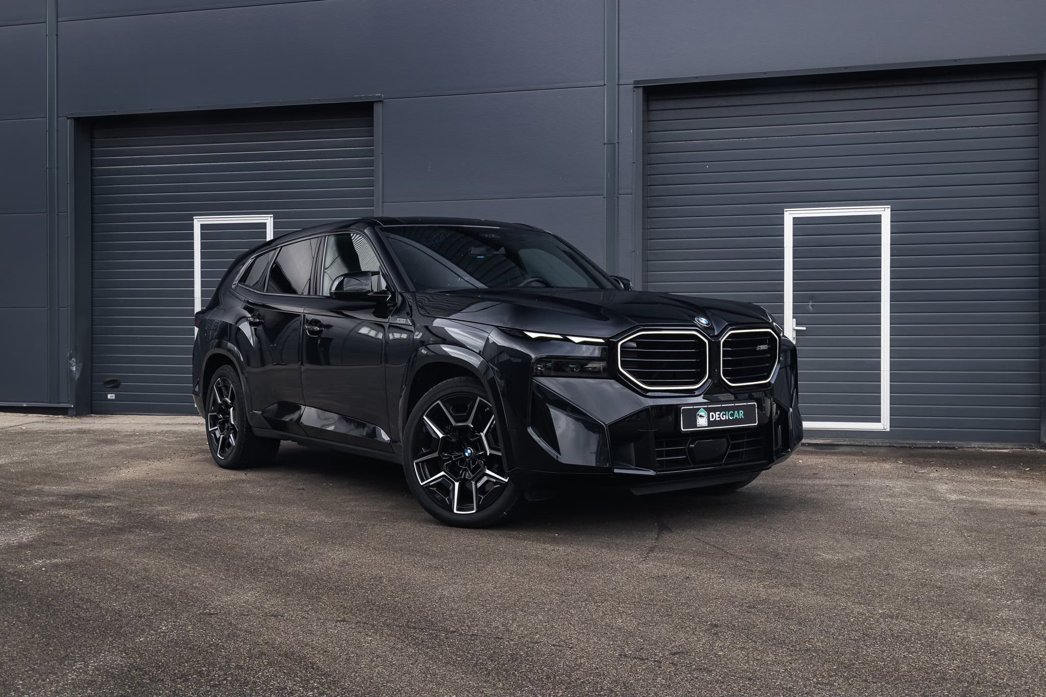 Prabangių automobilių pardavimas
