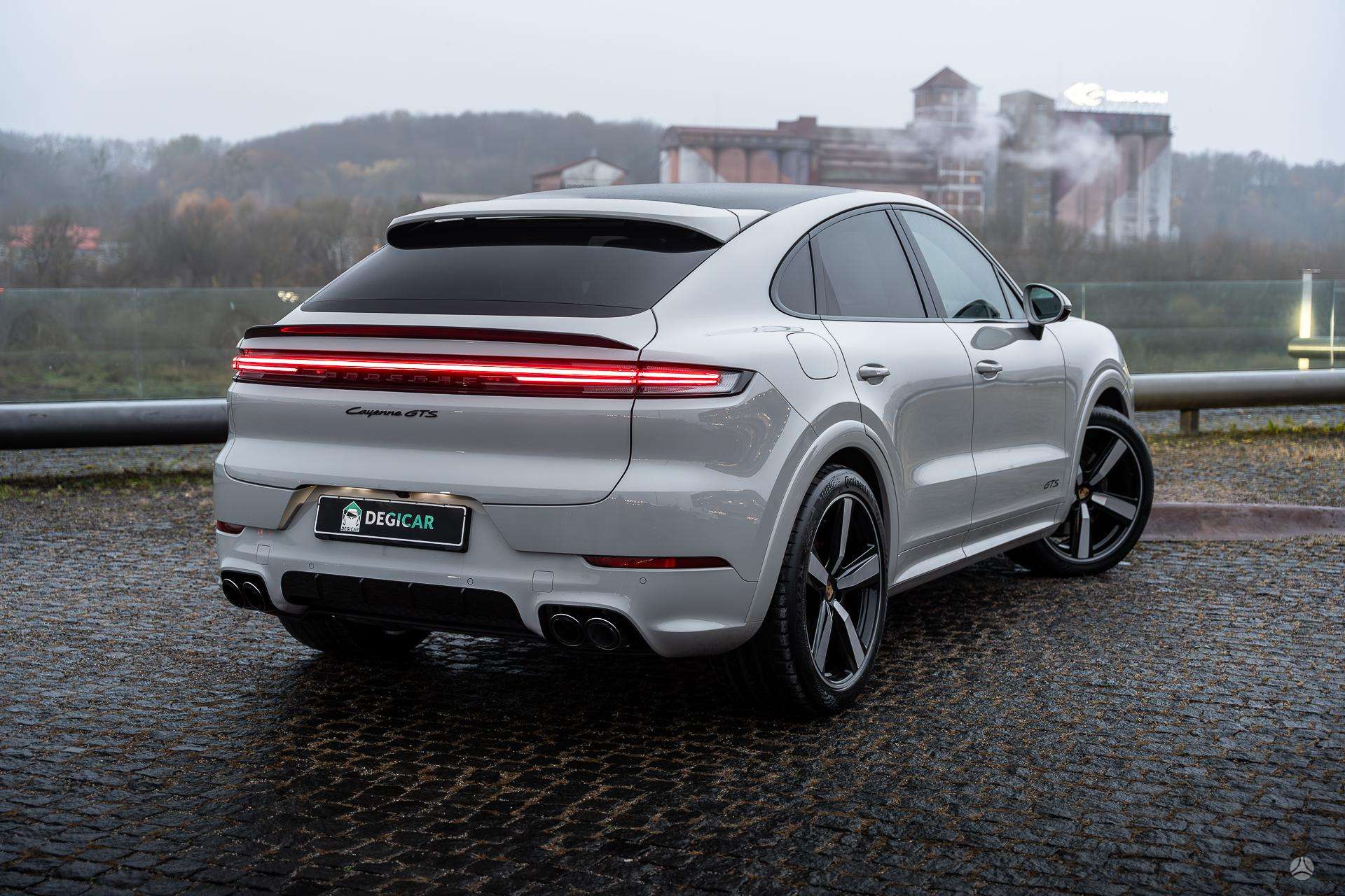 Porsche Cayenne Coupe - 2